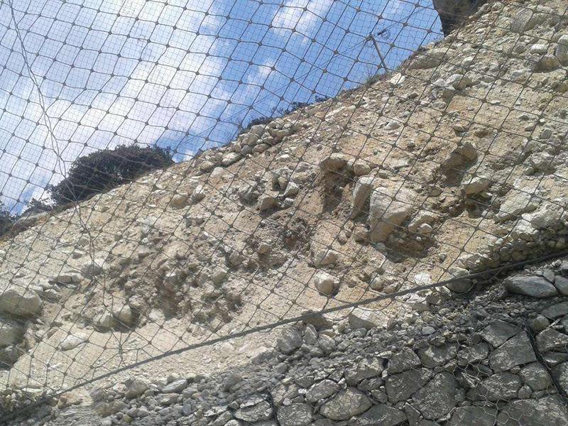 山體滑坡防護(hù)網(wǎng) 山體滑坡防護(hù)網(wǎng)