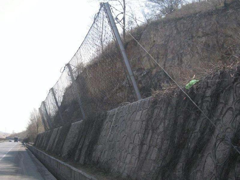 柔性邊坡防護(hù)系統(tǒng) 柔性邊坡防護(hù)系統(tǒng)