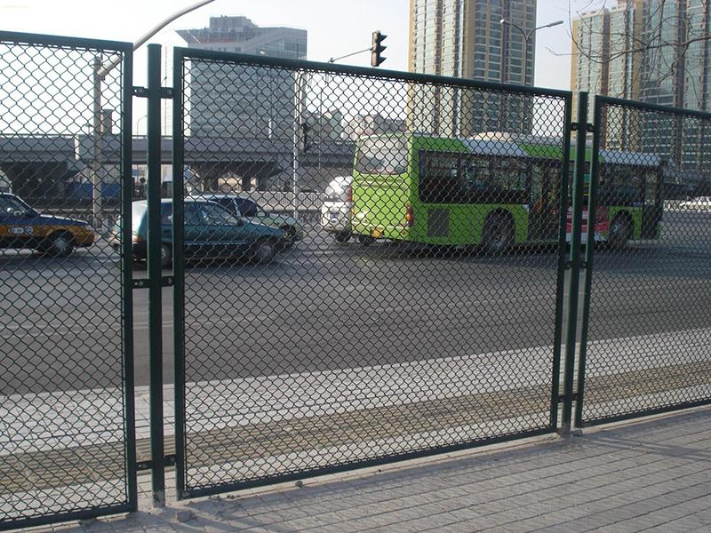 勾花護(hù)欄網(wǎng) 勾花護(hù)欄網(wǎng)